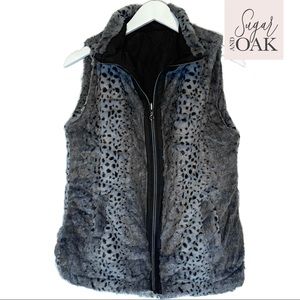 Reversible Faux Fur Animal Print Zip Vest Sz Small